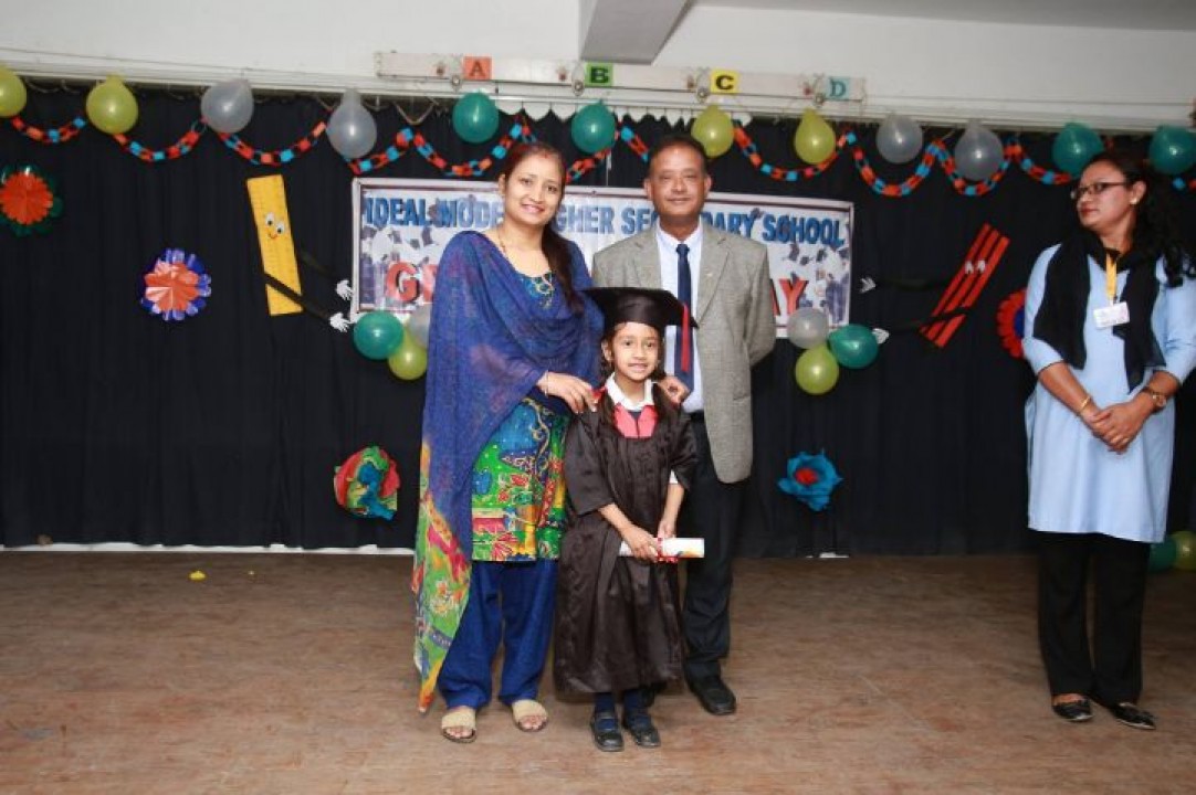 KG Graduation 2074 Photo